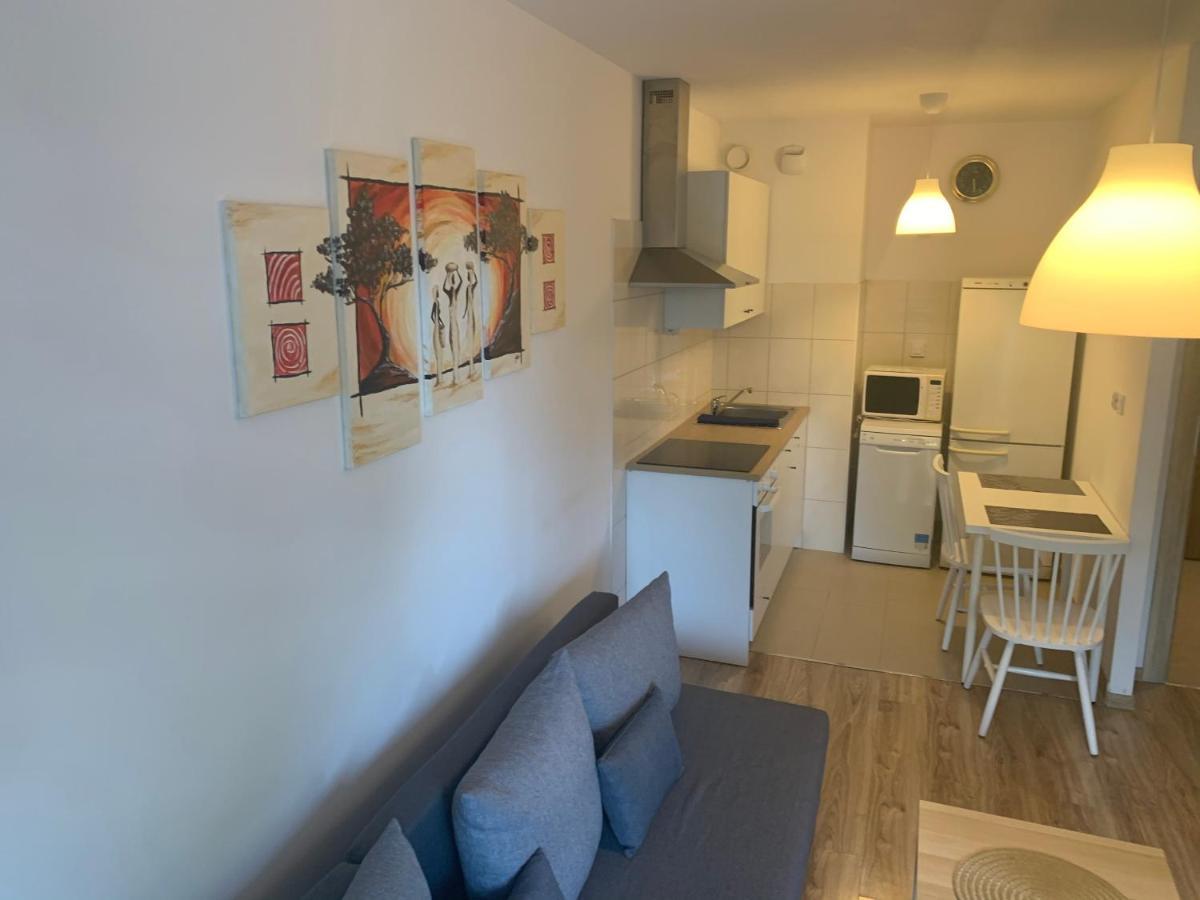 Apartament Avia
