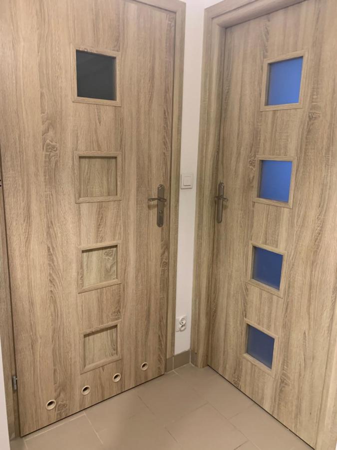 Apartament Avia *